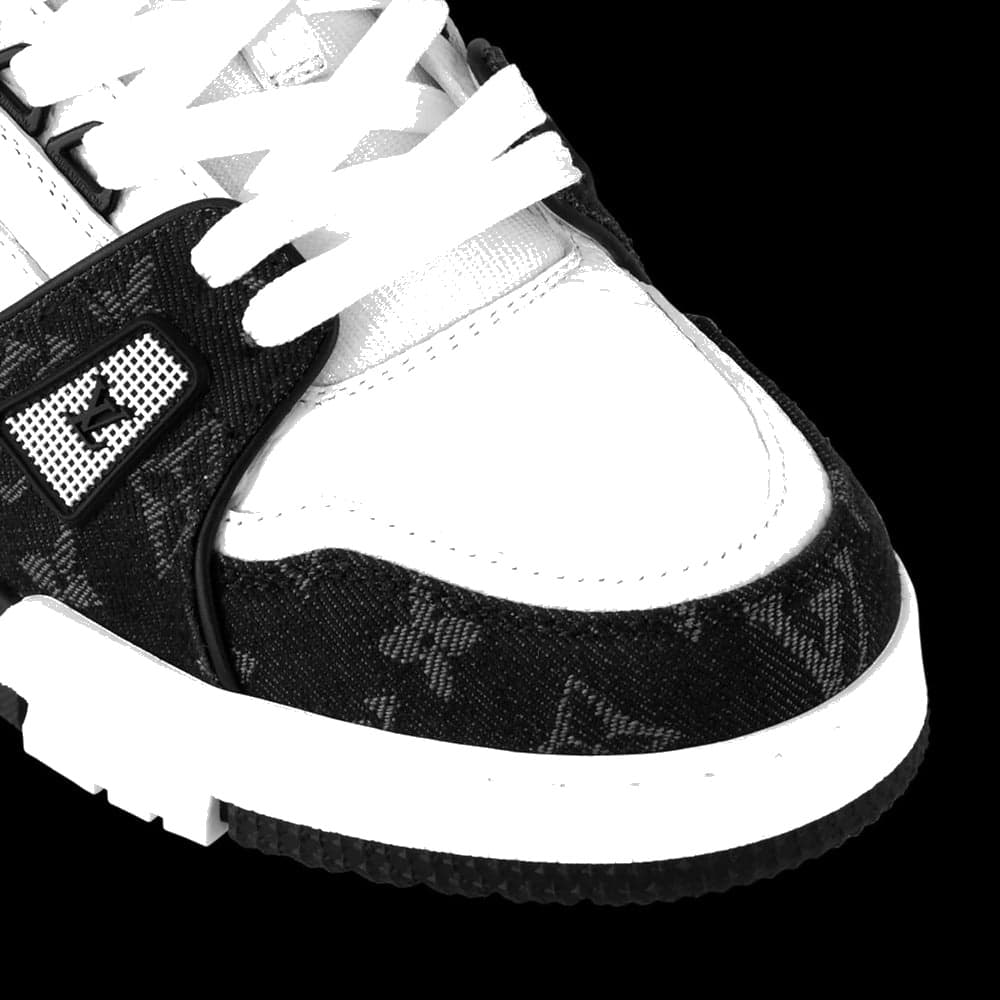 Louis Vuitton black — view 2