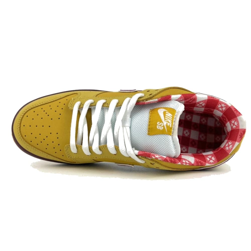 Nike SB Dunk Low Premium "Yellow Lobster" — view 3